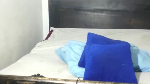 Mia  Friends online show from 03/01/26, 11:45