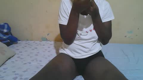 Snapshot of african_pussy2 chatting on 11/24/25, 06:02 african_pussy2 online show from 11/24/25, 06:02