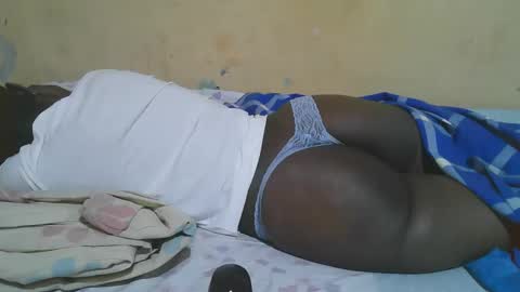 Snapshot of african_pussy2 chatting on 11/28/25, 02:14 african_pussy2 online show from 11/28/25, 02:14