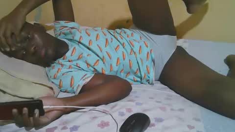 Snapshot of african_pussy2 chatting on 12/15/25, 03:05 african_pussy2 online show from 12/15/25, 03:05
