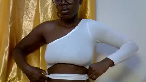 afrikan_desire online show from 02/07/26, 09:57