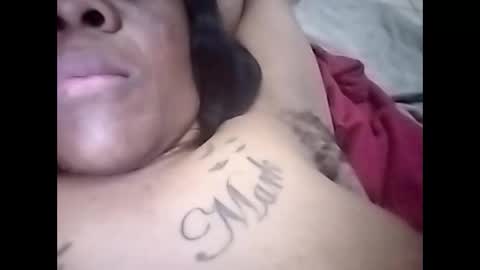 Snapshot of afrikanbonnienclyde chatting on 10/01/25, 06:47 Nikky Love online show from 10/01/25, 06:47