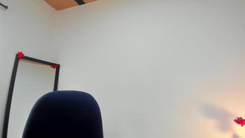 Lorena online show from 10/29/25, 03:03