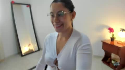 Snapshot of afrodita3123 chatting on 05/26/26, 03:41 Lorena online show from 05/26/26, 03:41