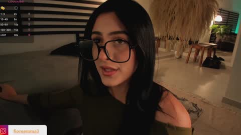 Emma online show from 02/04/25, 01:02