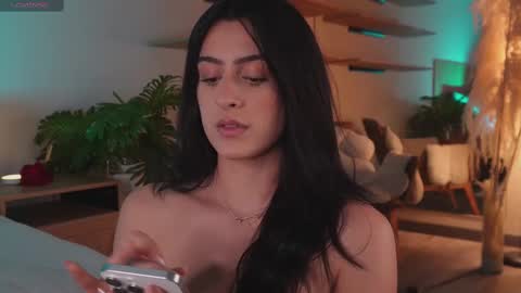 Emma online show from 03/04/25, 11:54