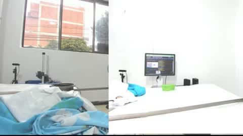 Snapshot of afroditacute16 chatting on 12/15/24, 08:04 afroditacute16 online show from 12/15/24, 08:04