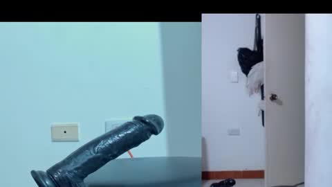 Snapshot of afroditacute16 chatting on 10/10/25, 06:45 afroditacute16 online show from 10/10/25, 06:45