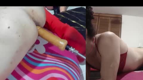 Snapshot of afroditacute16 chatting on 10/21/25, 12:11 afroditacute16 online show from 10/21/25, 12:11