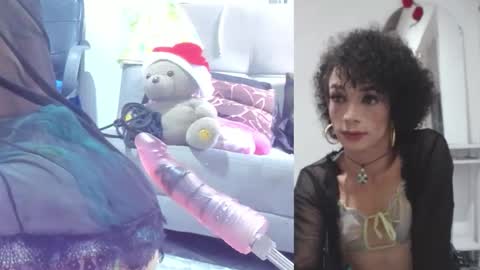 Snapshot of afroditacute16 chatting on 11/18/25, 06:56 afroditacute16 online show from 11/18/25, 06:56