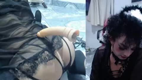 Snapshot of afroditacute16 chatting on 12/03/25, 10:57 afroditacute16 online show from 12/03/25, 10:57