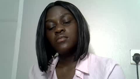 Snapshot of afronubians chatting on 09/24/25, 01:03 afronubians online show from 09/24/25, 01:03