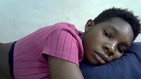 Snapshot of afronubians_ chatting on 01/23/25, 11:26 pink and josphen online show from 01/23/25, 11:26