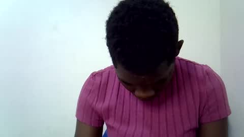 Snapshot of afronubians_ chatting on 01/24/25, 04:48 pink and josphen online show from 01/24/25, 04:48