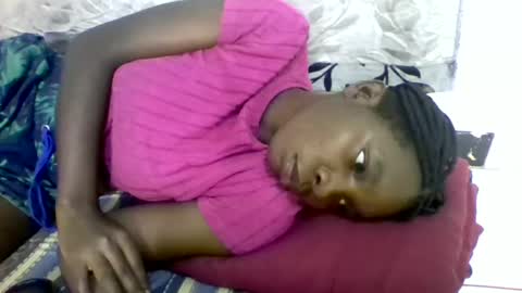 Snapshot of afronubians_ chatting on 02/01/25, 12:05 pink and josphen online show from 02/01/25, 12:05