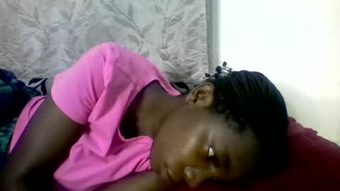 Snapshot of afronubians_ chatting on 02/02/25, 09:08 pink and josphen online show from 02/02/25, 09:08