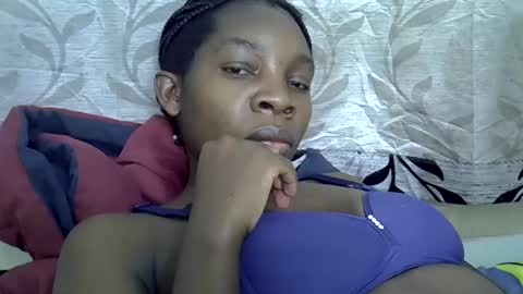 Snapshot of afronubians_ chatting on 02/24/25, 06:58 pink and josphen online show from 02/24/25, 06:58