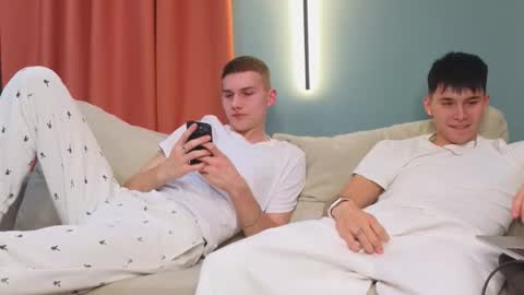 Mark online show from 03/15/26, 08:26