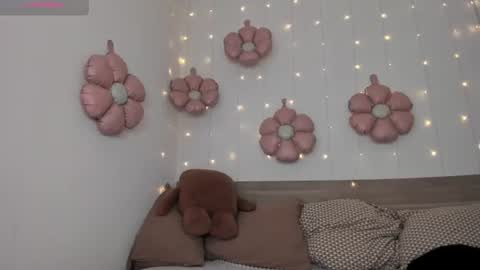 Snapshot of agata_cherry chatting on 06/13/26, 08:34 Eva online show from 06/13/26, 08:34