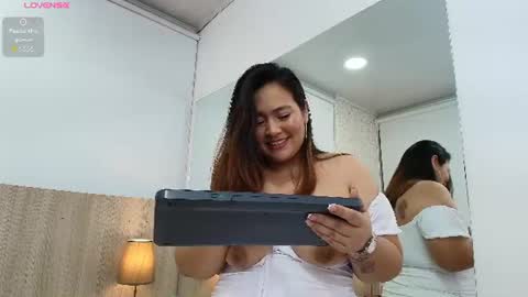 Agata Hernandez online show from 06/25/26, 05:12