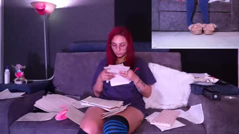 Snapshot of agatacollinsss chatting on 09/22/25, 03:52 Agata Collinss online show from 09/22/25, 03:52