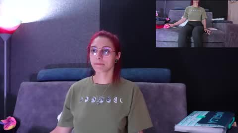 Snapshot of agatacollinsss chatting on 10/04/25, 02:09 Agata Collinss online show from 10/04/25, 02:09