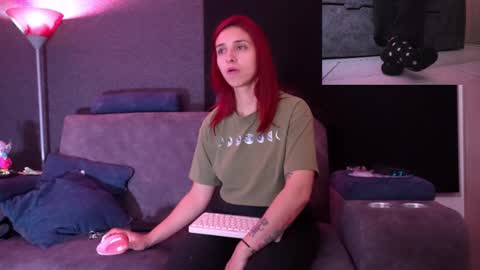 Snapshot of agatacollinsss chatting on 11/02/25, 04:37 Agata Collinss online show from 11/02/25, 04:37