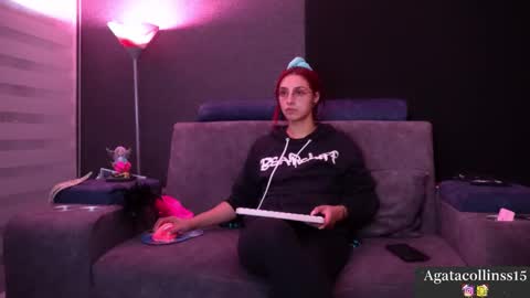 Snapshot of agatacollinsss chatting on 11/11/25, 06:35 Agata Collinss online show from 11/11/25, 06:35