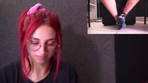 Snapshot of agatacollinsss chatting on 12/19/25, 03:35 Agata Collinss online show from 12/19/25, 03:35