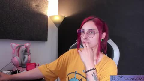 Snapshot of agatacollinsss chatting on 02/24/26, 04:21 Agata Collinss online show from 02/24/26, 04:21