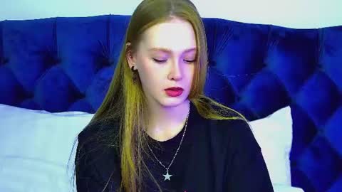 AgataFoxley online show from 06/19/26, 06:51