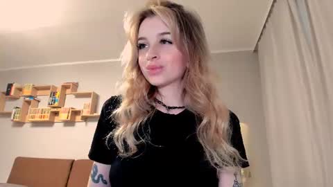 Snapshot of agatahowak chatting on 07/04/26, 04:46 Arina online show from 07/04/26, 04:46