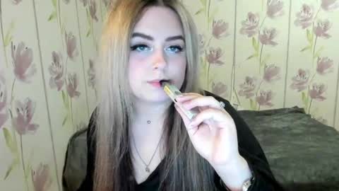 Snapshot of agatasweeti chatting on 07/18/26, 10:46 Agata online show from 07/18/26, 10:46