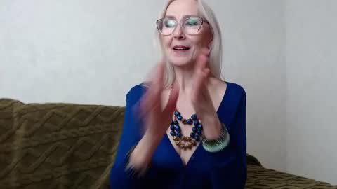 Snapshot of agatha_moore_ chatting on 01/16/25, 06:06 Agatha online show from 01/16/25, 06:06