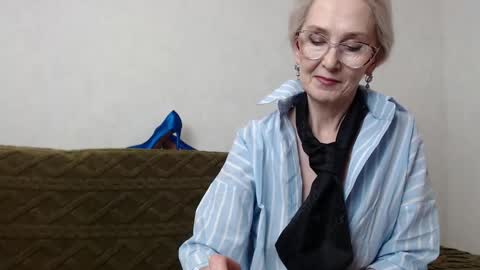 Snapshot of agatha_moore_ chatting on 01/22/25, 02:14 Agatha online show from 01/22/25, 02:14