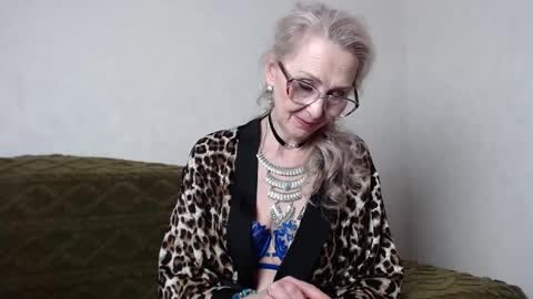 Snapshot of agatha_moore_ chatting on 02/09/25, 01:25 Agatha online show from 02/09/25, 01:25