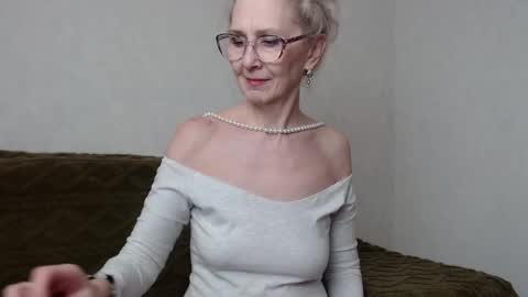 Snapshot of agatha_moore_ chatting on 02/12/25, 03:49 Agatha online show from 02/12/25, 03:49