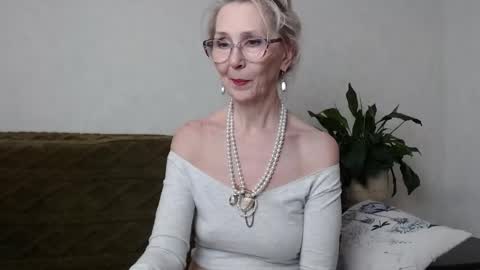 Snapshot of agatha_moore_ chatting on 03/05/25, 02:01 Agatha online show from 03/05/25, 02:01