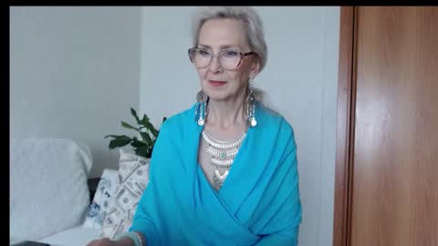 Snapshot of agatha_moore_ chatting on 09/16/25, 03:29 Agatha online show from 09/16/25, 03:29