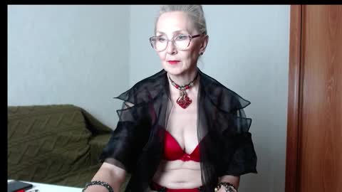 Snapshot of agatha_moore_ chatting on 09/24/25, 03:04 Agatha online show from 09/24/25, 03:04