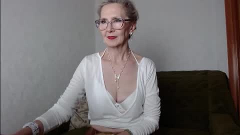 Agatha online show from 11/02/25, 02:52