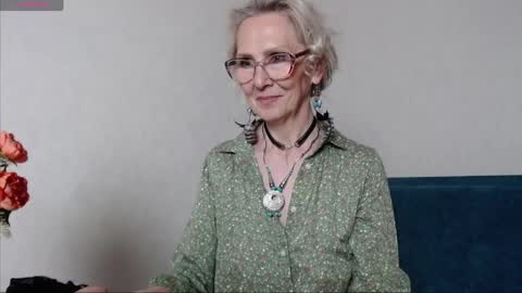 Snapshot of agatha_moore_ chatting on 05/15/26, 06:15 Agatha online show from 05/15/26, 06:15