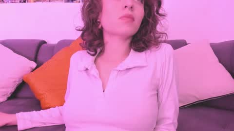 Camila     2 online show from 02/17/25, 08:26