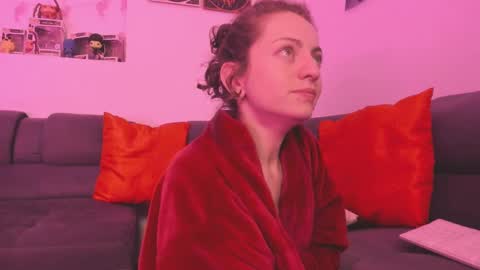 Camila     2 online show from 02/23/25, 04:17