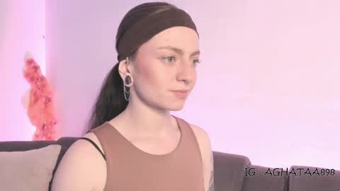 Camila     2 online show from 09/24/25, 11:30