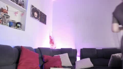Snapshot of agathaa_ks_ chatting on 05/27/26, 12:40 Camila 2 online show from 05/27/26, 12:40