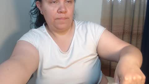      online show from 12/15/25, 12:09