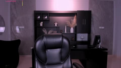 Agatha online show from 03/19/26, 08:46