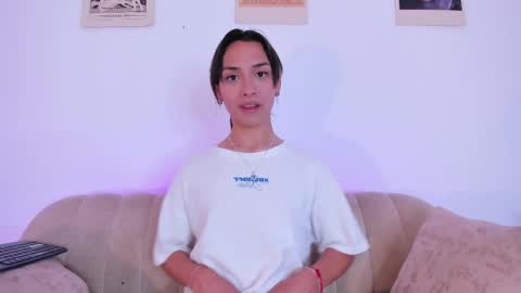 Agatha online show from 04/11/26, 01:26