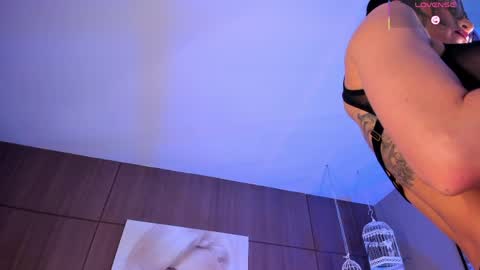    online show from 04/10/26, 11:09